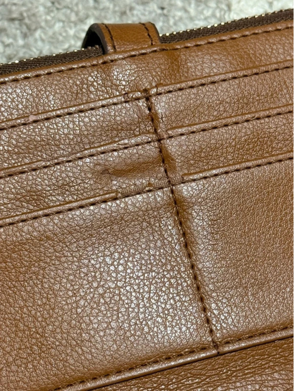 Fossil Wallet - Picture 5 of 9